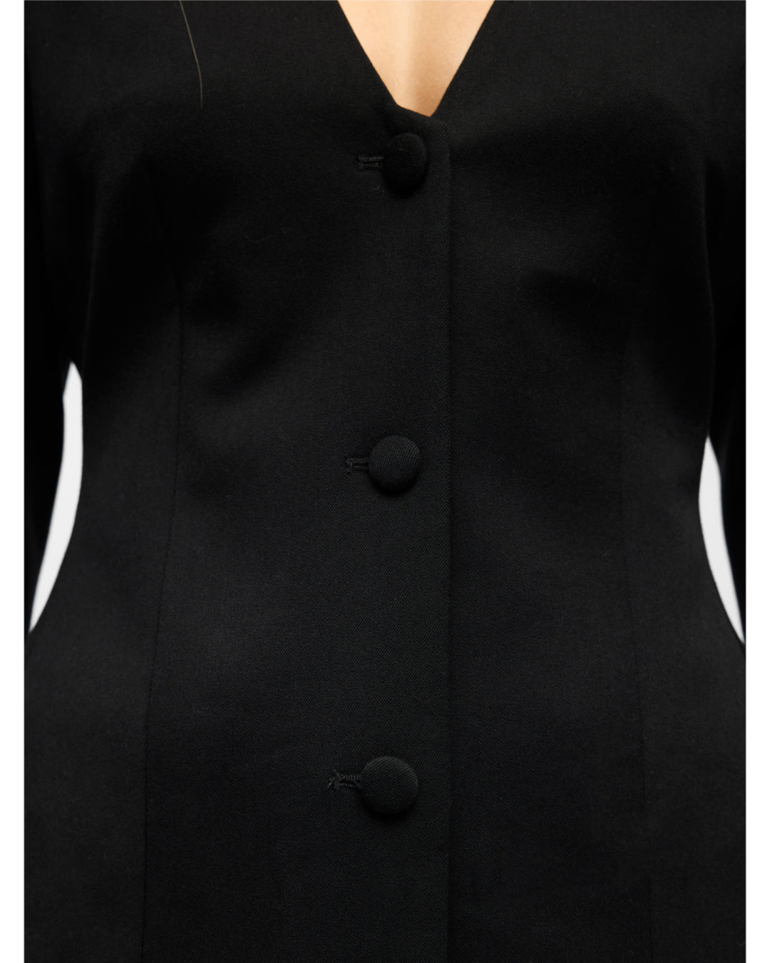 Detaljebillede af sort ARIA blazer. Fra BySofieSønderby