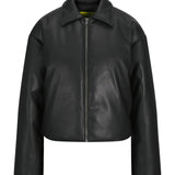 Produktbillede af sort CALA bomber jakke. Set forfra. Fra BySofieSønderby.