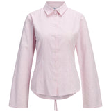 Produktbillede af lyserød CARO skjorte med bæltedetalje. Set forfra. Fra BySofieSønderby