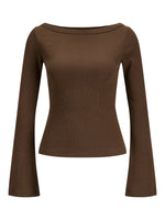 Produktbillede af FIFI boatneck top i brun. Set forfra. Fra BySofieSønderby