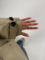 Modelbillede af guld FINLEY ring. Fra BySofieSønderby