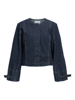 Produktbillede af navy FLO skjorte. Set bagfra. BySofieSønderby.