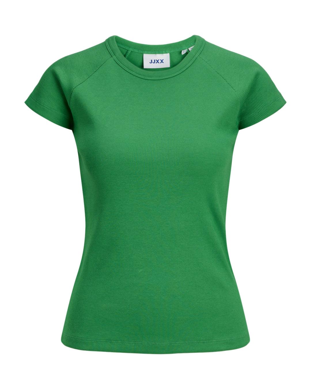 Grøn t-shirt vises udenfor kontekst, på en hvid baggrund. På etiketten står "JJXX."
