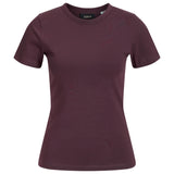 T-shirt i dyb bordeauxfarve uden mønster, præsenteret på en hvid baggrund. Mærket indeni angiver "JJXX".