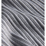 Detaljebillede af grå HADLEY polo. Fra BySofieSønderby