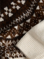 Detaljebillede af hvid KRISTIN striktrøje. Fra BySofieSønderby.