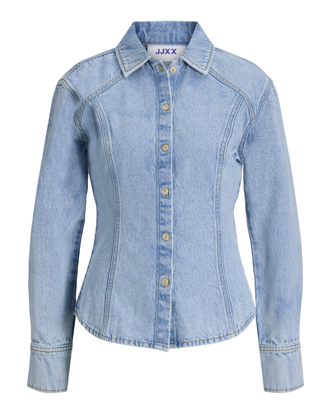 Produktbillede af lyseblå MINA denim skjorte. Set forfra. Fra BySofieSønderby