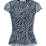 Bluse med zebrastribet design, uden ærmer, på hvid baggrund.