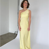 NAT one shoulder klänning, gul