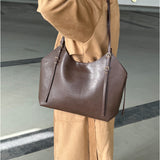 NAYA axelväska, mörkebrun