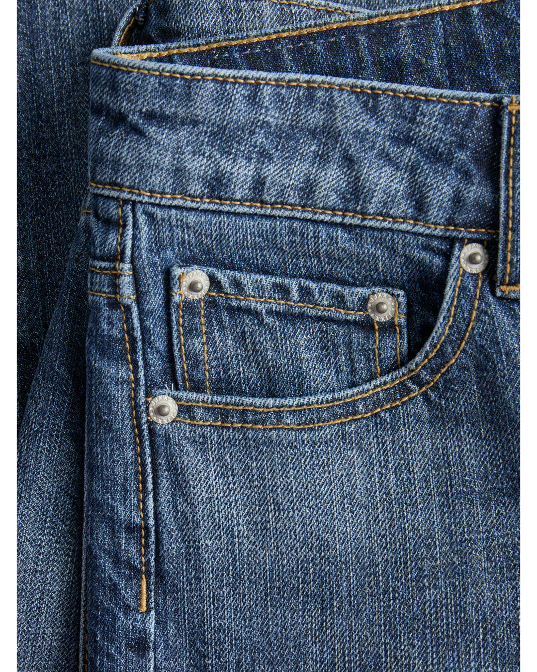 Detaljebillede af blå PALERMO bukser. Fra BySofieSønderby