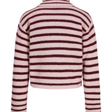 Produktbillede af rødstribet ROSANNA striktrøje med rullekrave, set bagfra. Fra BySofieSønderby.