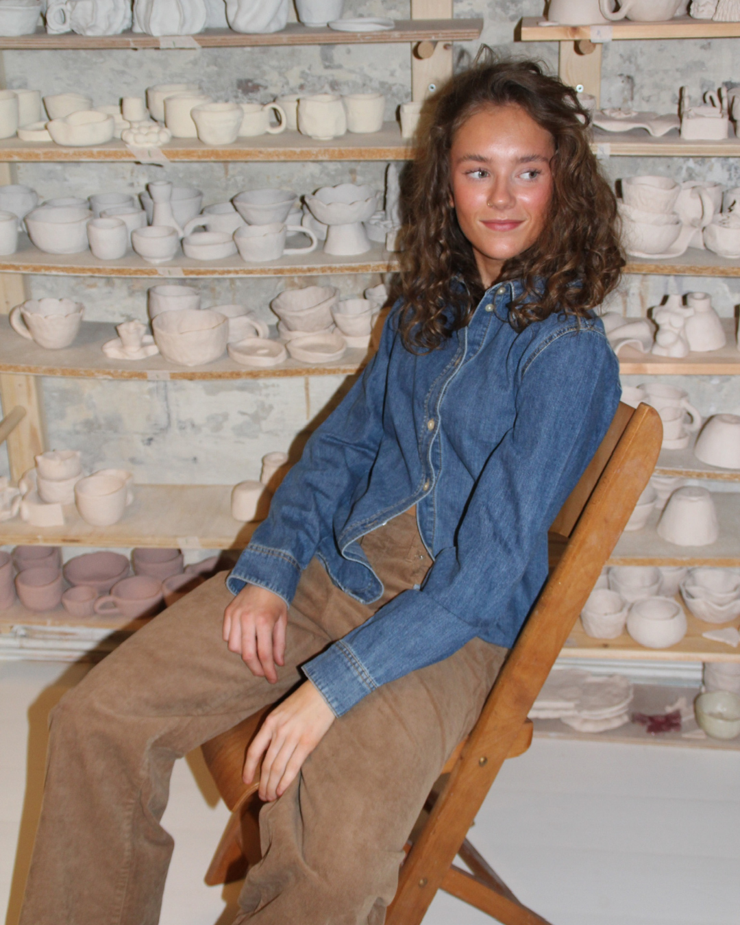 Stemningsbillede af blå ROSE skjorte. Fra BySofieSønderby