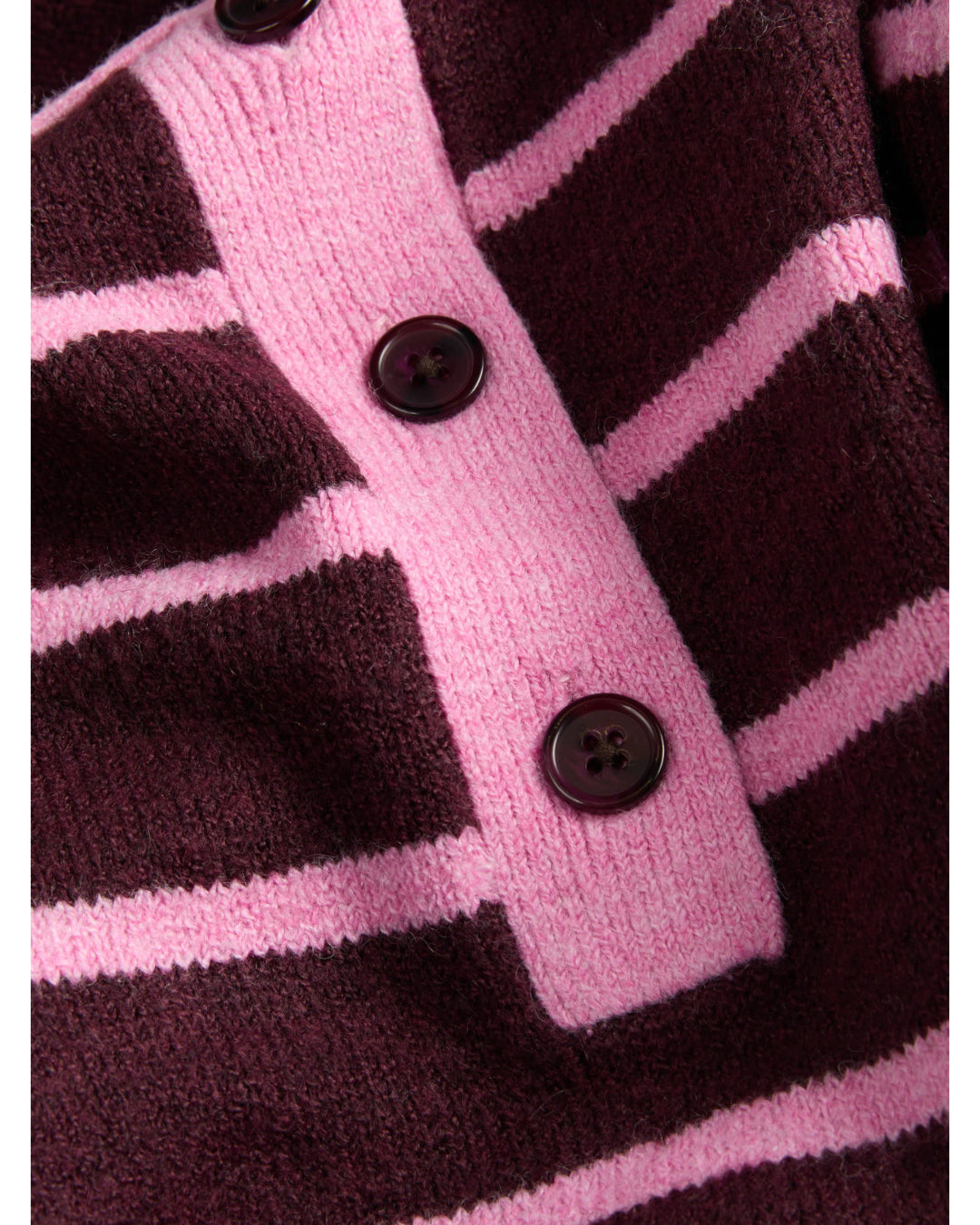 Detaljebillede af RUBY polo i pink. Fra BySofieSønderby