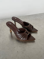 Billede af brune SELMA sko med hæl. Fra BySofieSønderby
