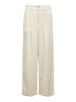 Produktbillede af cremefarvet TUBA bukser. Set forfra. Fra BySofieSønderby