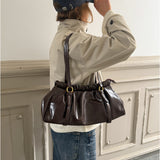 Stemningsbillede af brun ZOYA taske. Fra BySofieSønderby